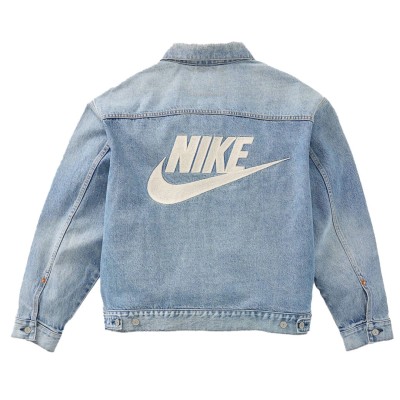 Nike x Levi's Trucker Jacket Denim.jpg