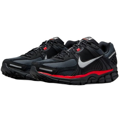 Nike Zoom Vomero 5 Black Metallic University Red2.jpg