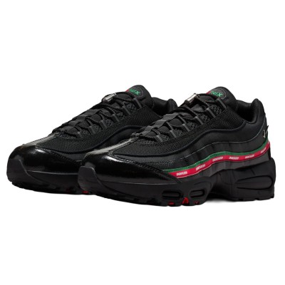 Nike Air Max 95 SP Undefeated Black2.jpg