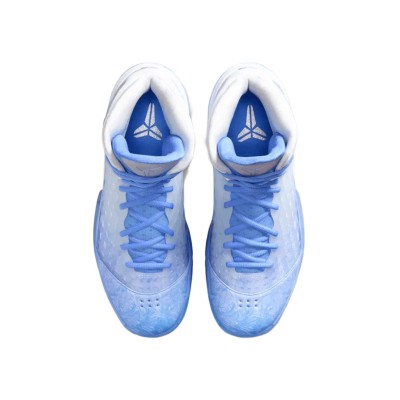 Nike Kobe 3 Protro Christmas3.jpg