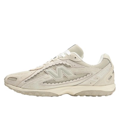 New Balance 204L Sea Salt.jpg