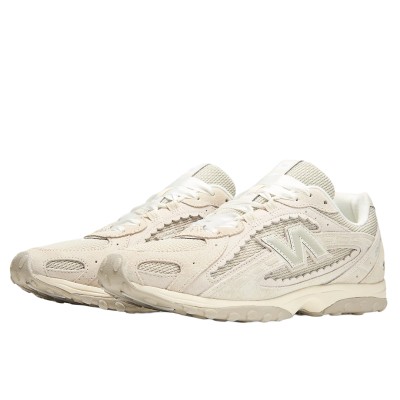 New Balance 204L Sea Salt2.jpg