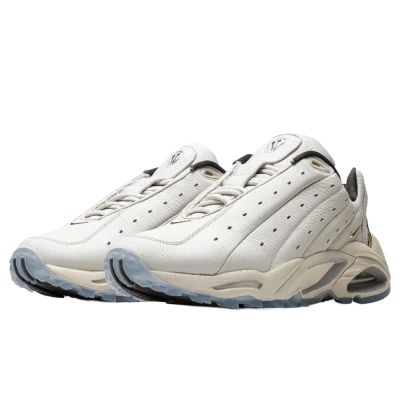 Nike Hot Step Air Terra Drake NOCTA Champagne2.jpg