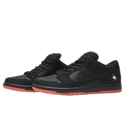 Nike SB Dunk Low Black Pigeon2.jpg