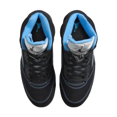 Jordan 5 Retro Black University Blue (2026)3.jpg