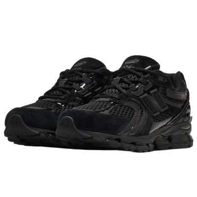 New Balance 1954R Black2.jpg