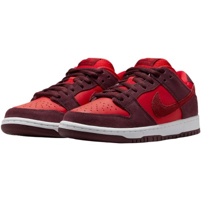 Nike SB Dunk Low Cherry 1.jpg