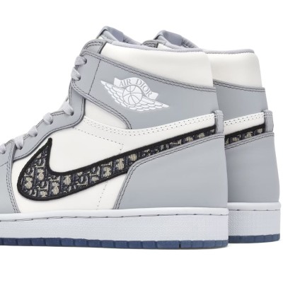 DIOR X AIR JORDAN 1 HIGH 12.jpg