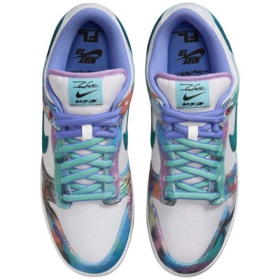 Nike SB Dunk Low x Futura Laboratories 8.jpg