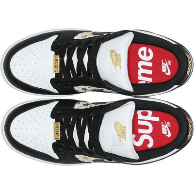 Nike SB Dunk Low Supreme Stars Black 3.jpg