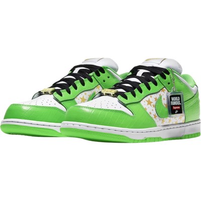 Nike SB Dunk Low Supreme Stars Mean Green.jpg